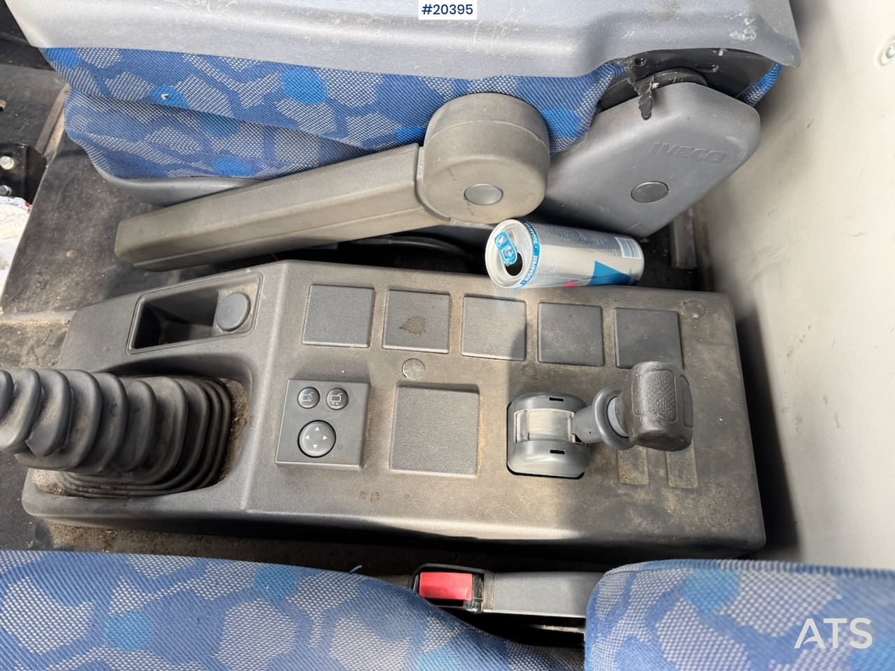 Камион пътна помощ Iveco 75E15: снимка 35