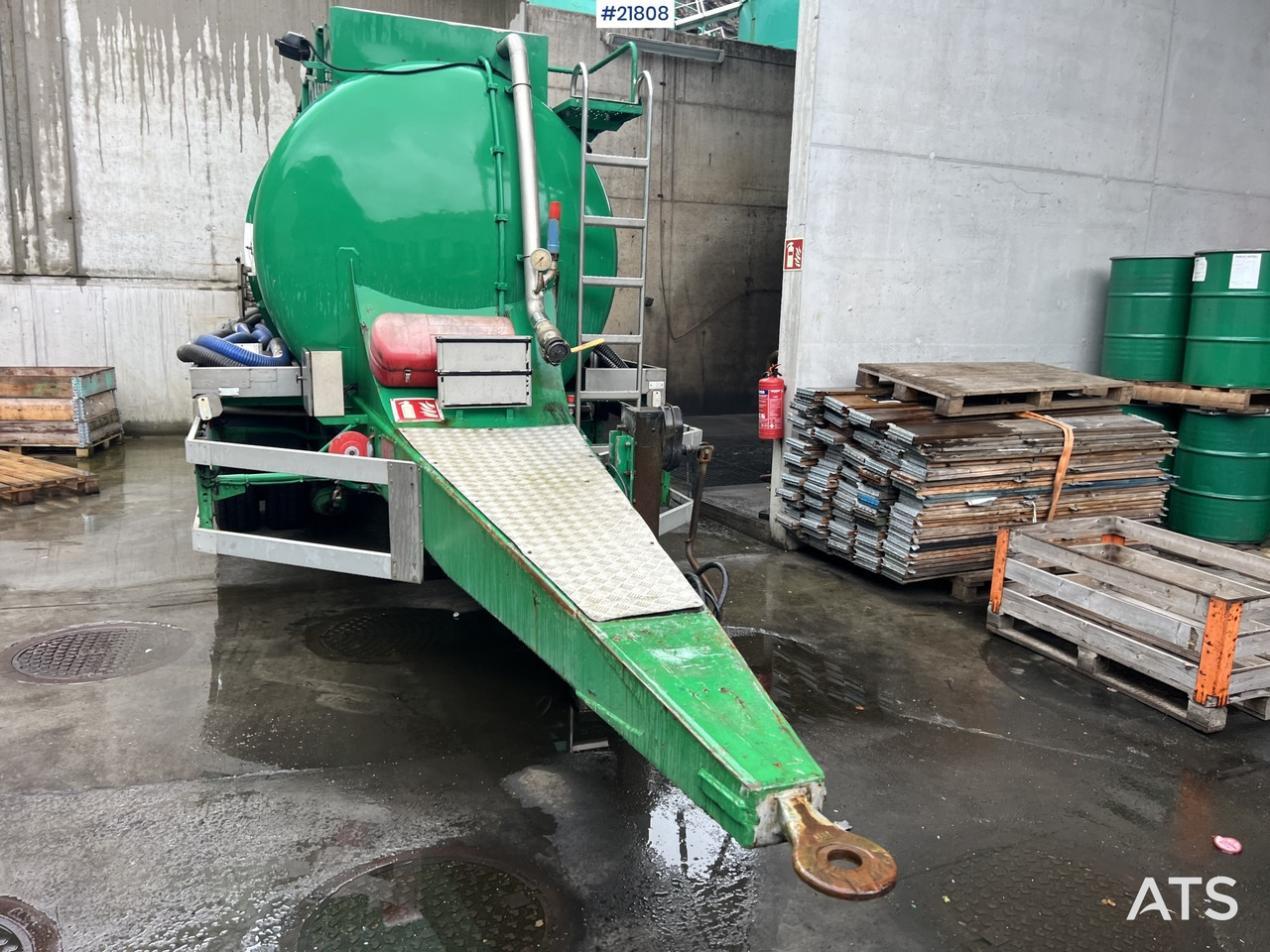 Jyki 2002 jyki ts2-15cr 2 akslet tankhenger rep.objekt - Ремарке цистерна: снимка 3 Jyki 2002 jyki ts2-15cr 2 akslet tankhenger rep.objekt - Ремарке цистерна: снимка 3