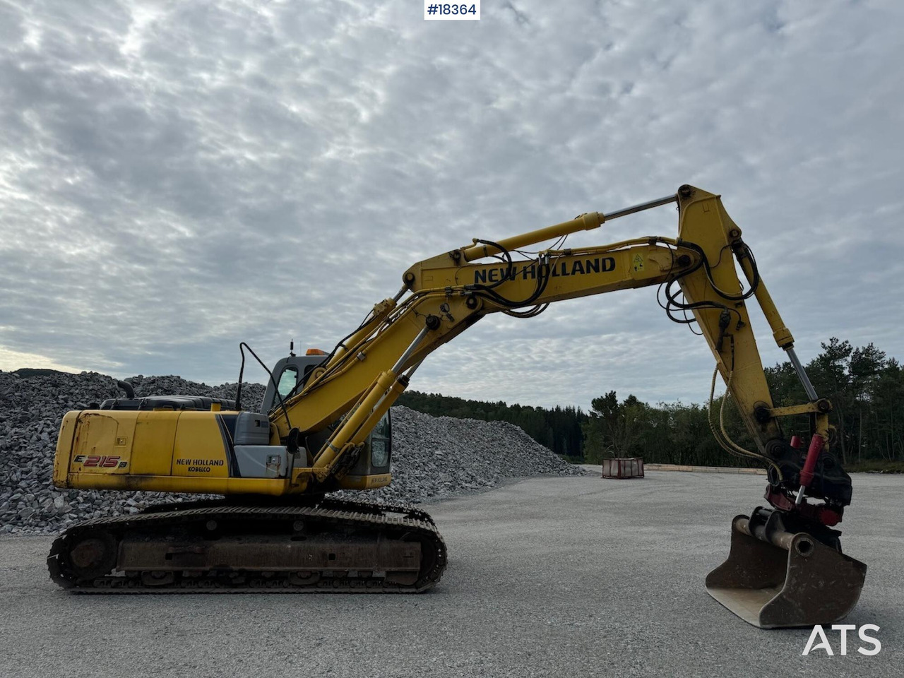 Kobelco E215B - Багер: снимка 3 Kobelco E215B - Багер: снимка 3