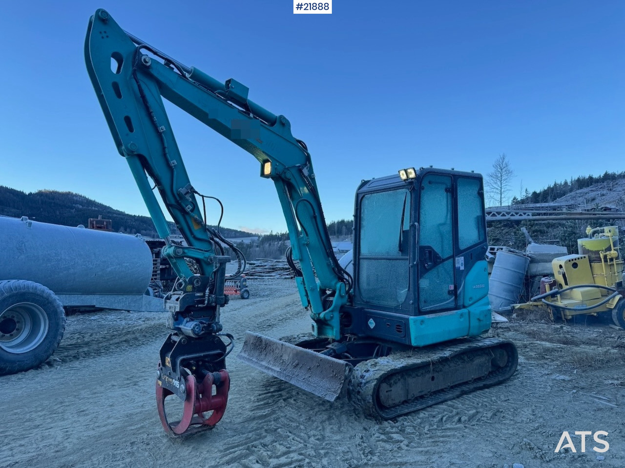 Kobelco SK55SRX-6 m/ Rototilt og 3 skuffer. 2330 timer! SE VIDEO - Верижен багер: снимка 2 Kobelco SK55SRX-6 m/ Rototilt og 3 skuffer. 2330 timer! SE VIDEO - Верижен багер: снимка 2