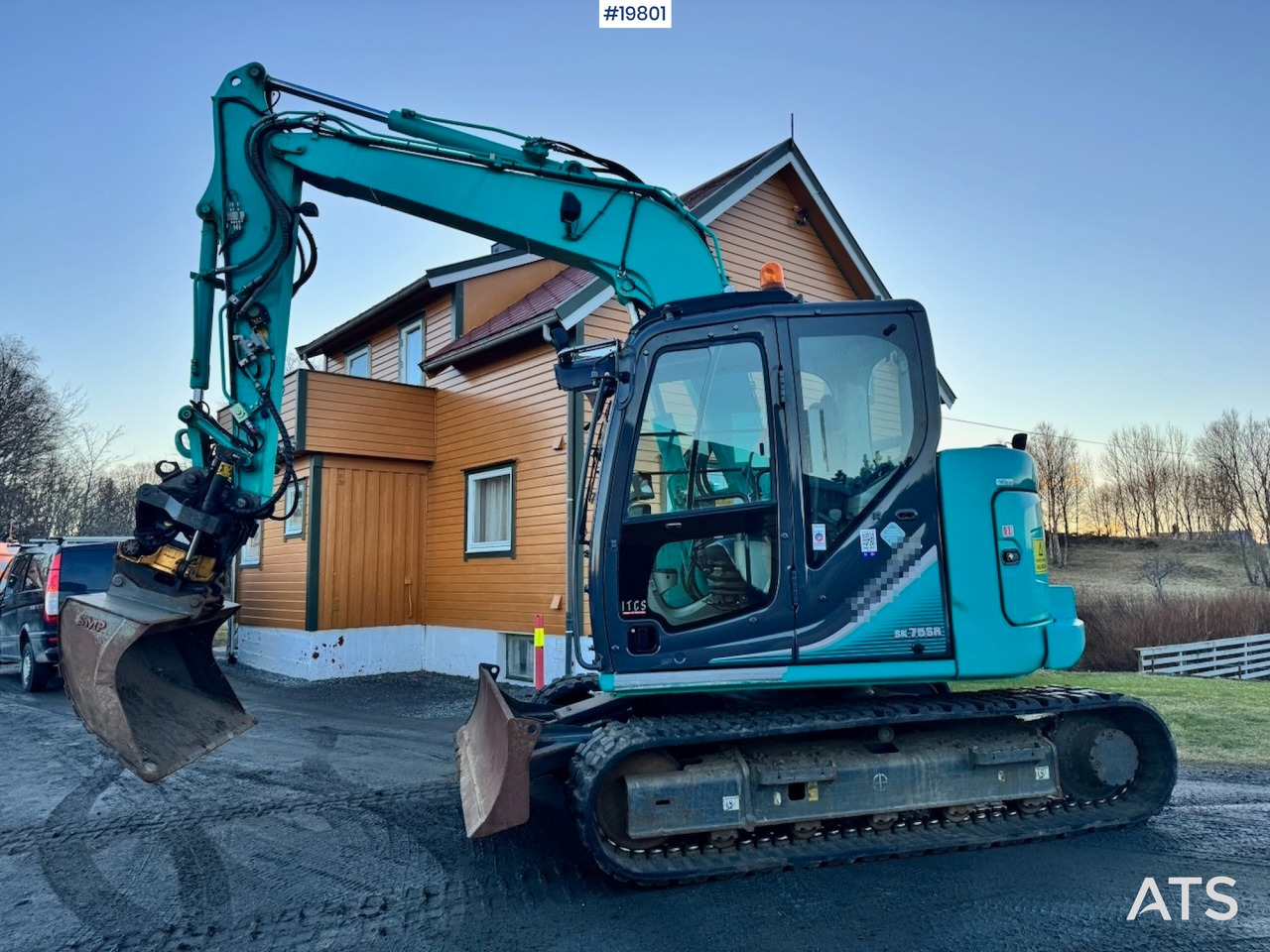 Kobelco SK75SR-3E - Багер: снимка 2 Kobelco SK75SR-3E - Багер: снимка 2