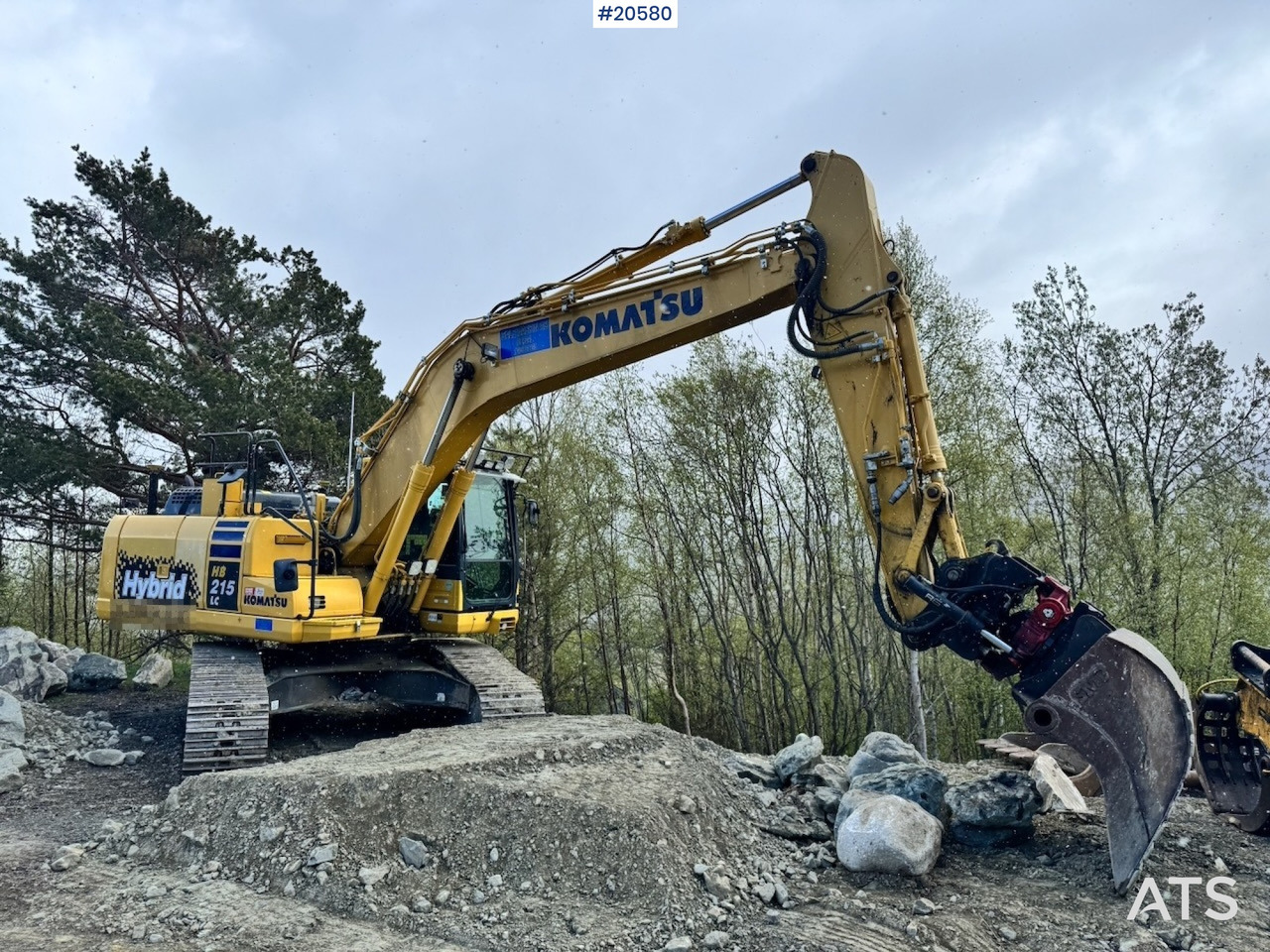 Komatsu HB215LC-2 - Багер: снимка 1 Komatsu HB215LC-2 - Багер: снимка 1