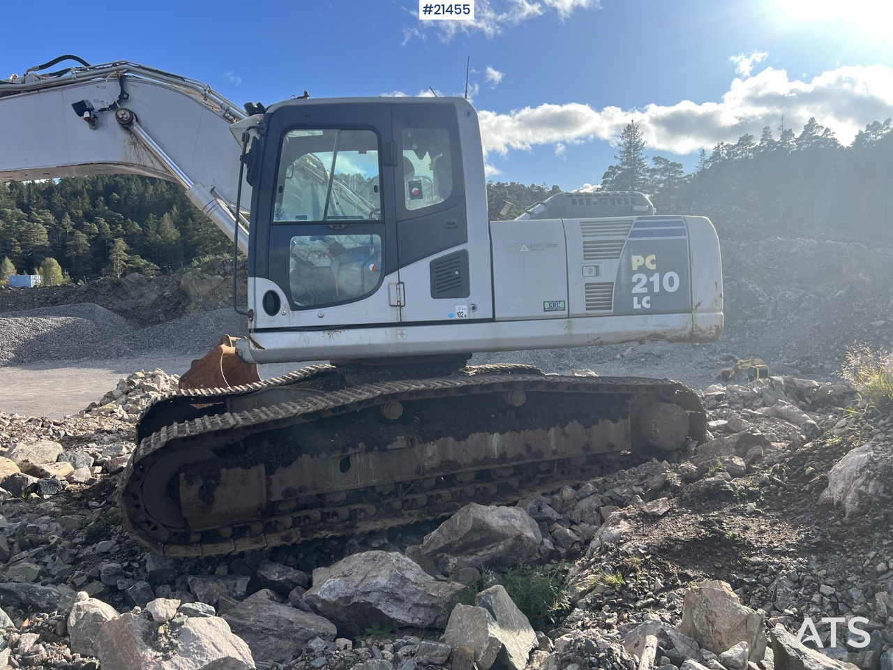 Komatsu PC210LC-8 - Верижен багер: снимка 2 Komatsu PC210LC-8 - Верижен багер: снимка 2