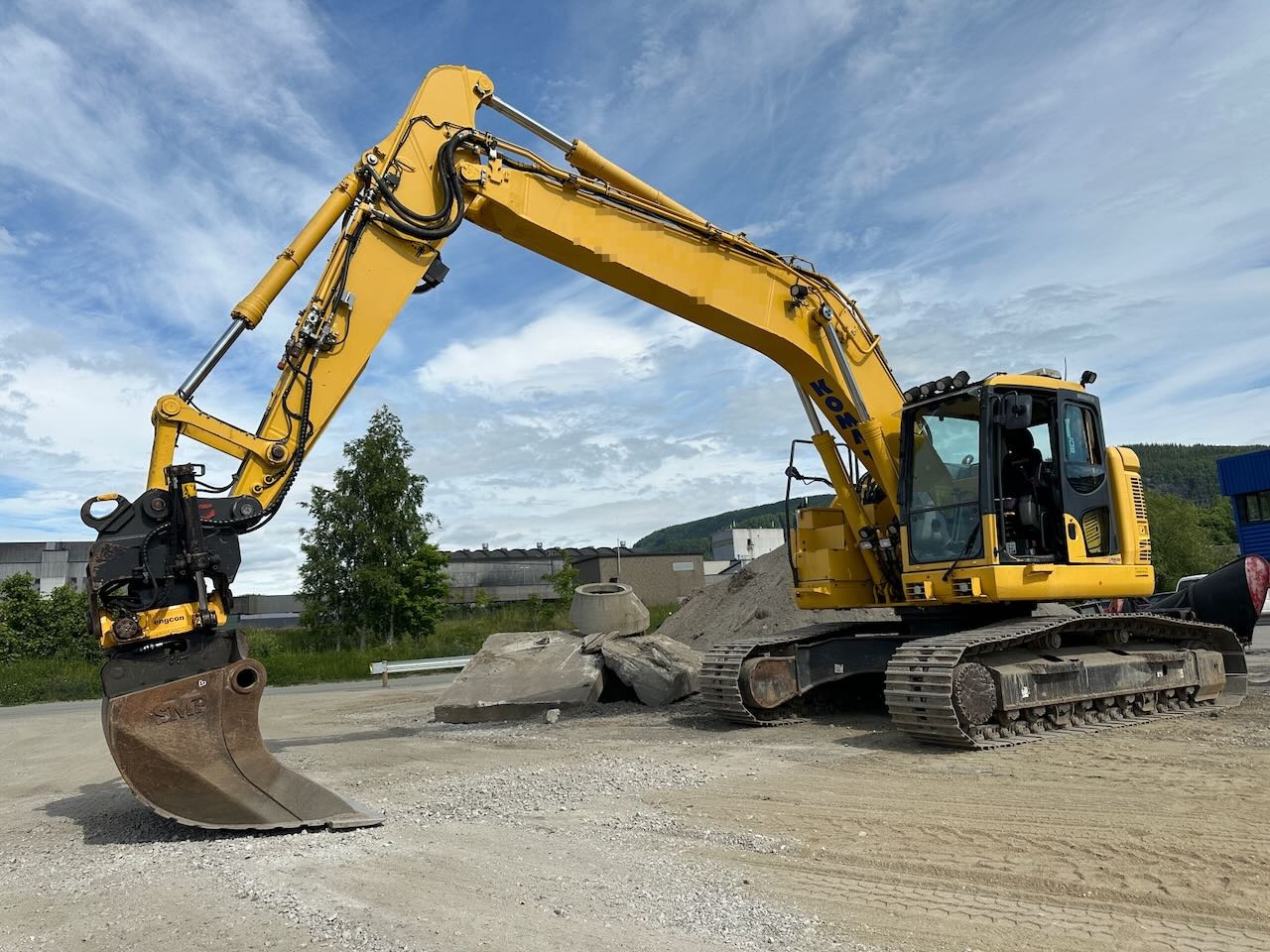 Komatsu PC228USLC-10 - Верижен багер: снимка 1 Komatsu PC228USLC-10 - Верижен багер: снимка 1