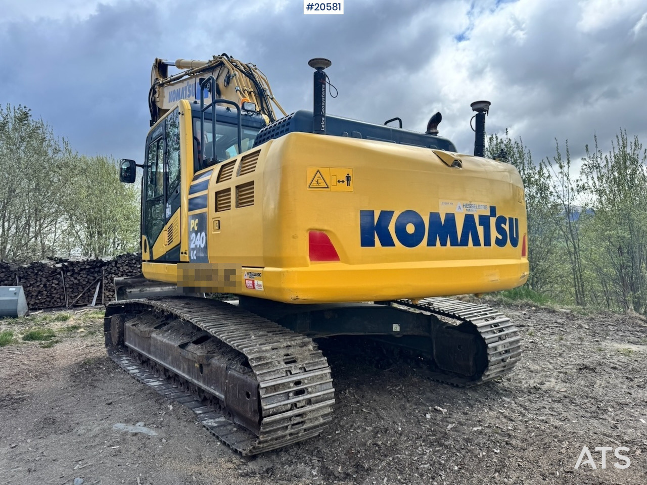 Komatsu PC240LC-10 - Багер: снимка 3 Komatsu PC240LC-10 - Багер: снимка 3