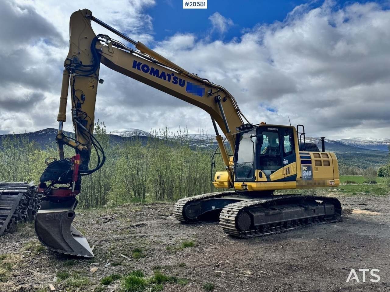 Komatsu PC240LC-10 - Багер: снимка 1 Komatsu PC240LC-10 - Багер: снимка 1