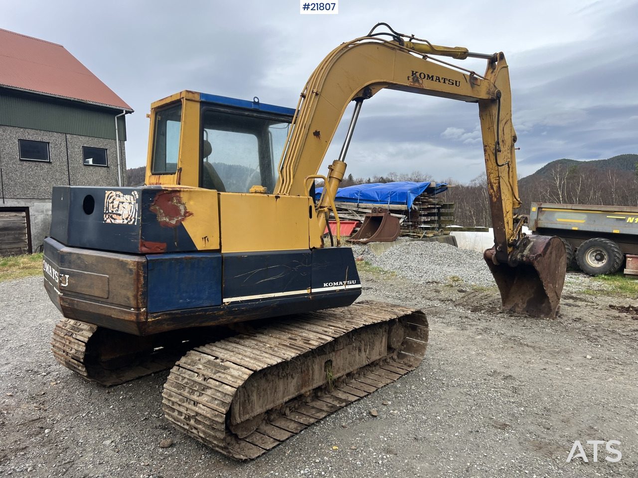 Komatsu pc60-5 gravemaskin m/ renskeskuffe,soldeskuffe og smalskuffe - Багер: снимка 4 Komatsu pc60-5 gravemaskin m/ renskeskuffe,soldeskuffe og smalskuffe - Багер: снимка 4
