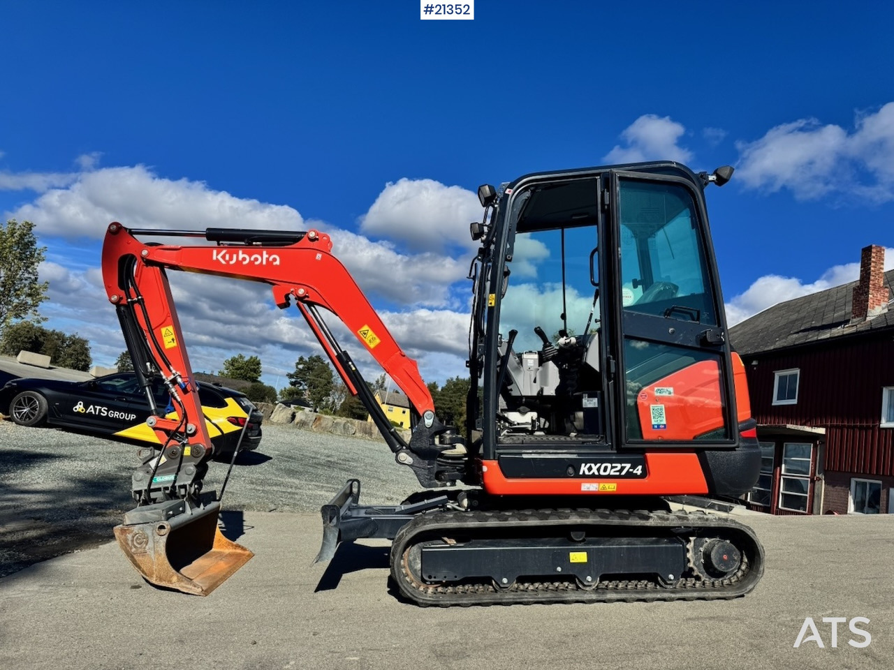 Kubota KX027-4 - Мини багер: снимка 1 Kubota KX027-4 - Мини багер: снимка 1