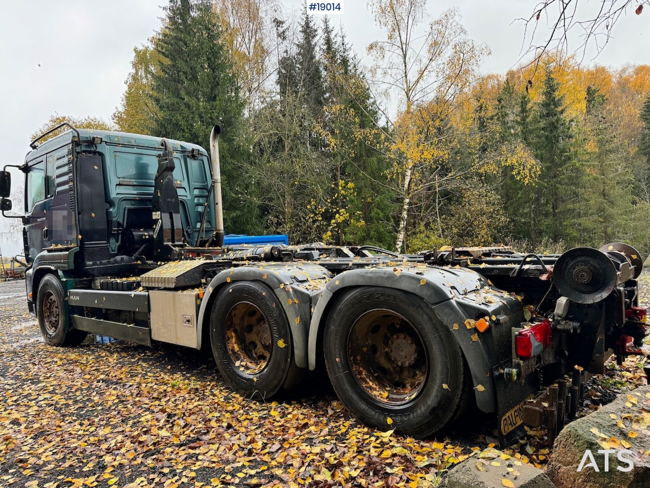 MAN TGA 26.530 6x2 - Мултилифт с кука камион: снимка 3 MAN TGA 26.530 6x2 - Мултилифт с кука камион: снимка 3