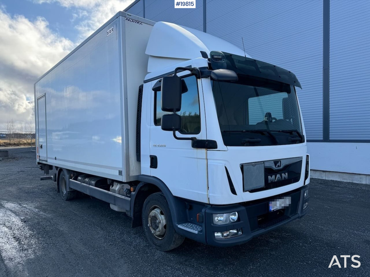 MAN TGL 12 220 - Камион фургон: снимка 1 MAN TGL 12 220 - Камион фургон: снимка 1