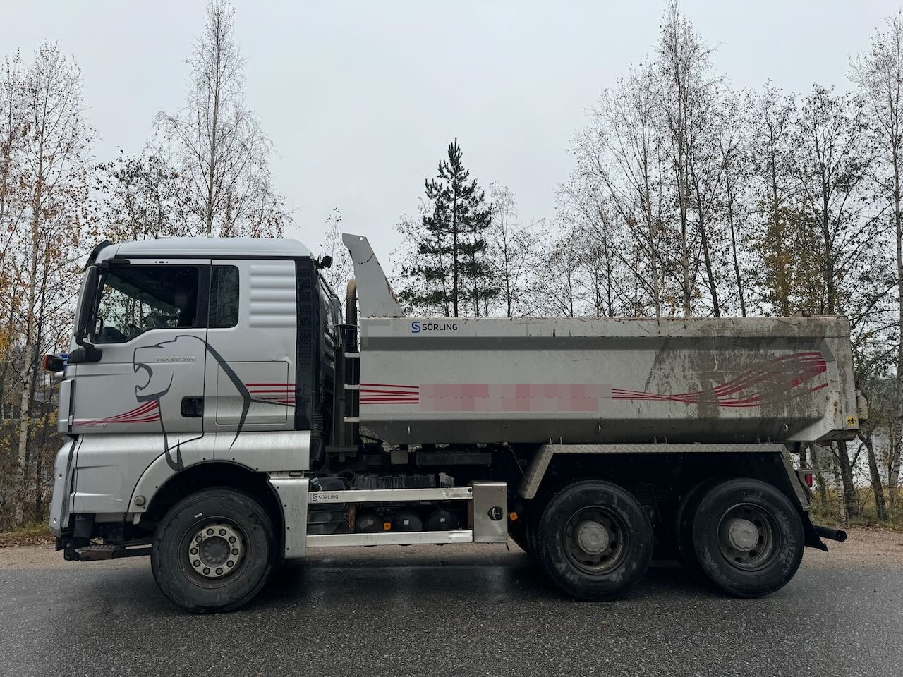 MAN TGX 26.580 6x4 Brøyterigget tippbil SE VIDEO - Самосвал камион: снимка 2 MAN TGX 26.580 6x4 Brøyterigget tippbil SE VIDEO - Самосвал камион: снимка 2