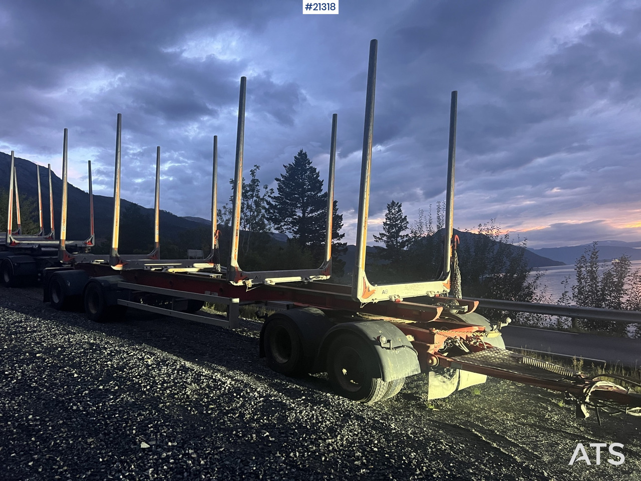 MVB10 MVB10-FLS4 4 akslet Tømmerhenger - Ремарке за дърва: снимка 2 MVB10 MVB10-FLS4 4 akslet Tømmerhenger - Ремарке за дърва: снимка 2