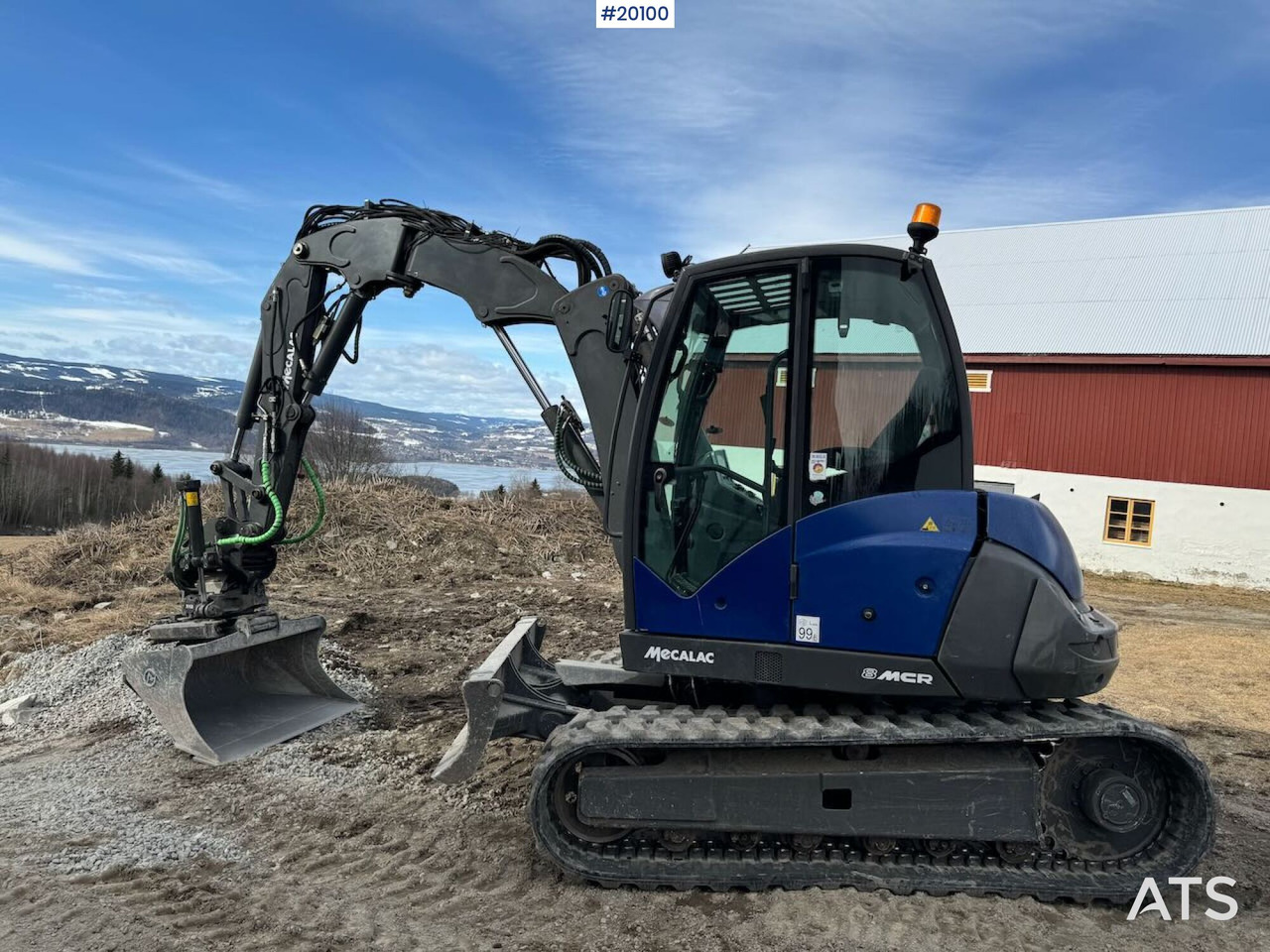 Mecalac 8 MCR-T4 - Мини багер: снимка 2 Mecalac 8 MCR-T4 - Мини багер: снимка 2