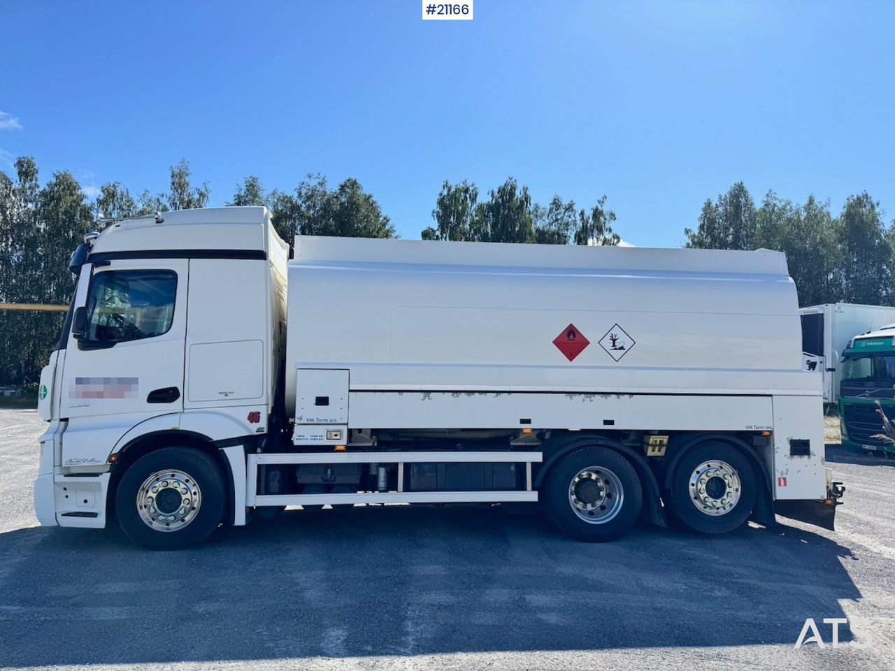 Mercedes Actros 2553 - Камион цистерна: снимка 3 Mercedes Actros 2553 - Камион цистерна: снимка 3