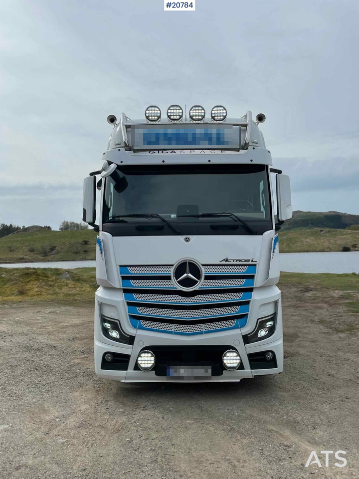 Mercedes Actros - Камион фургон: снимка 2 Mercedes Actros - Камион фургон: снимка 2