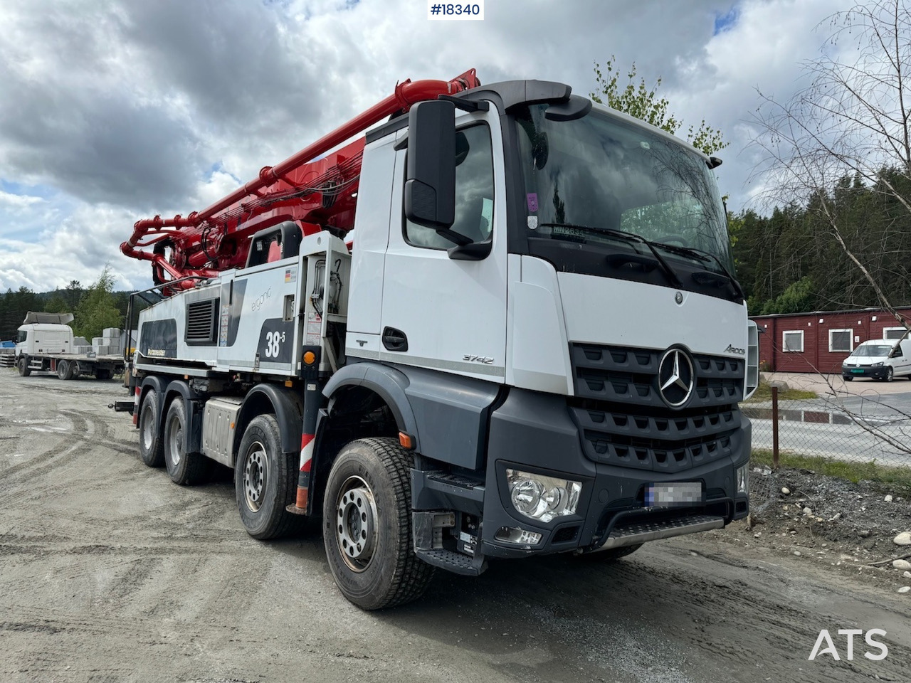 Mercedes Arocs - Бетон помпа: снимка 1 Mercedes Arocs - Бетон помпа: снимка 1