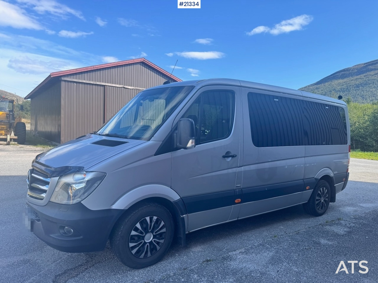 Mercedes Sprinter - Микробус, Пътнически бус: снимка 3 Mercedes Sprinter - Микробус, Пътнически бус: снимка 3
