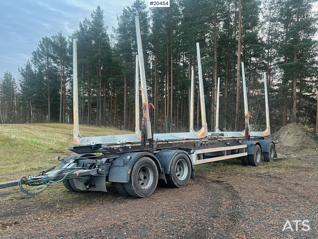 Mjølby Mjøby Tømmerhenger - Ремарке за дърва: снимка 1 Mjølby Mjøby Tømmerhenger - Ремарке за дърва: снимка 1