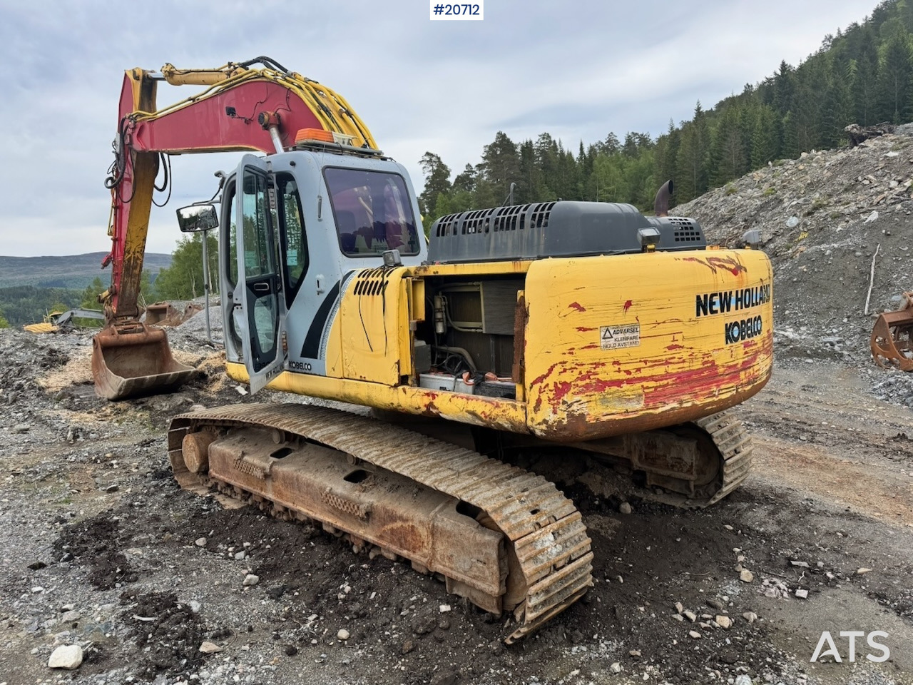 New Holland kobelco E305B - Багер: снимка 3 New Holland kobelco E305B - Багер: снимка 3