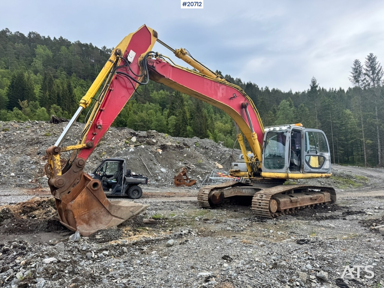 New Holland kobelco E305B - Багер: снимка 1 New Holland kobelco E305B - Багер: снимка 1