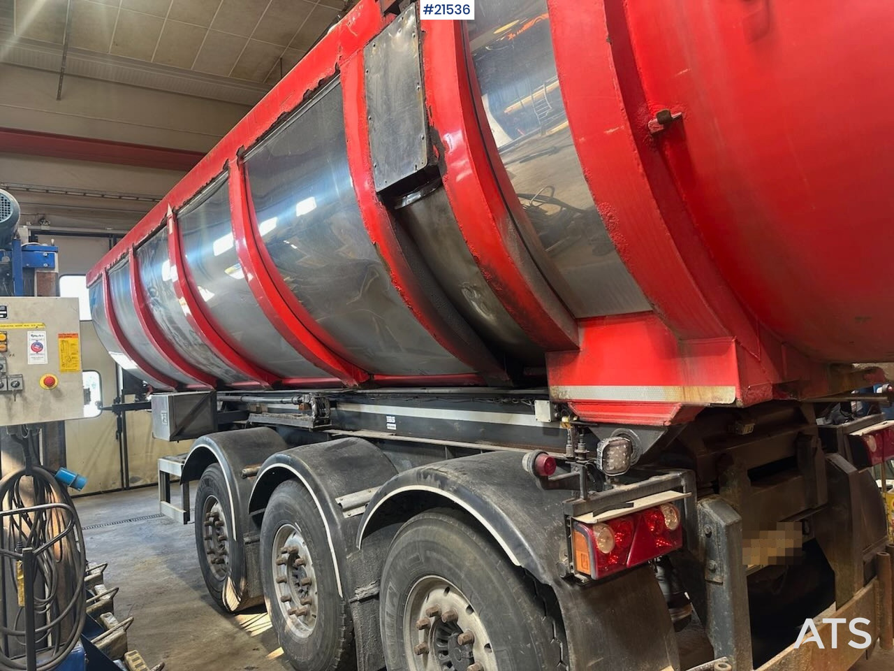 Nor-Slep SE-42 3 akslet tippsemi m/ kapellduk - Самосвал полуремарке: снимка 3 Nor-Slep SE-42 3 akslet tippsemi m/ kapellduk - Самосвал полуремарке: снимка 3