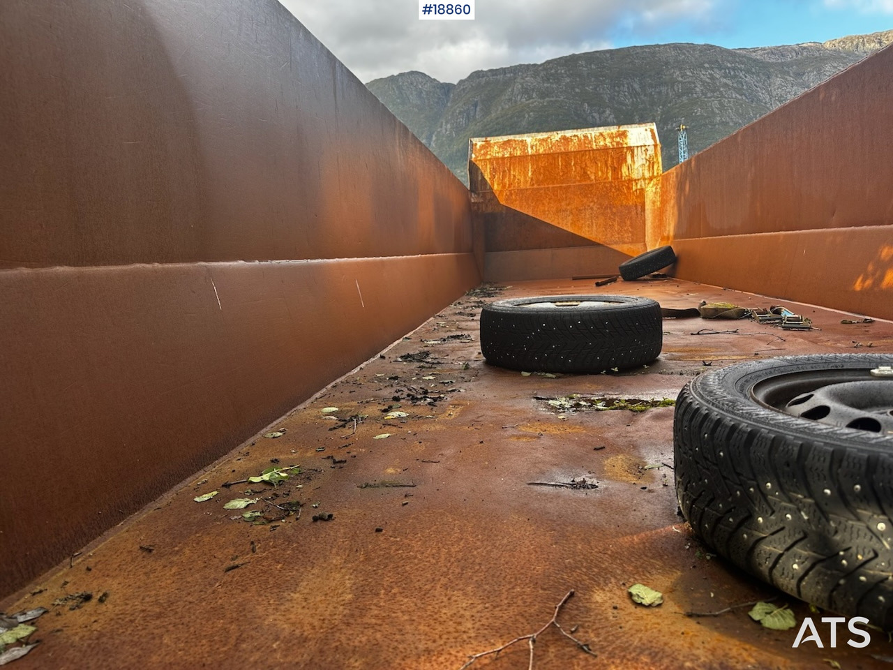 Самосвал полуремарке Nor-Slep Tippsemi: снимка 7 Самосвал полуремарке Nor-Slep Tippsemi: снимка 7