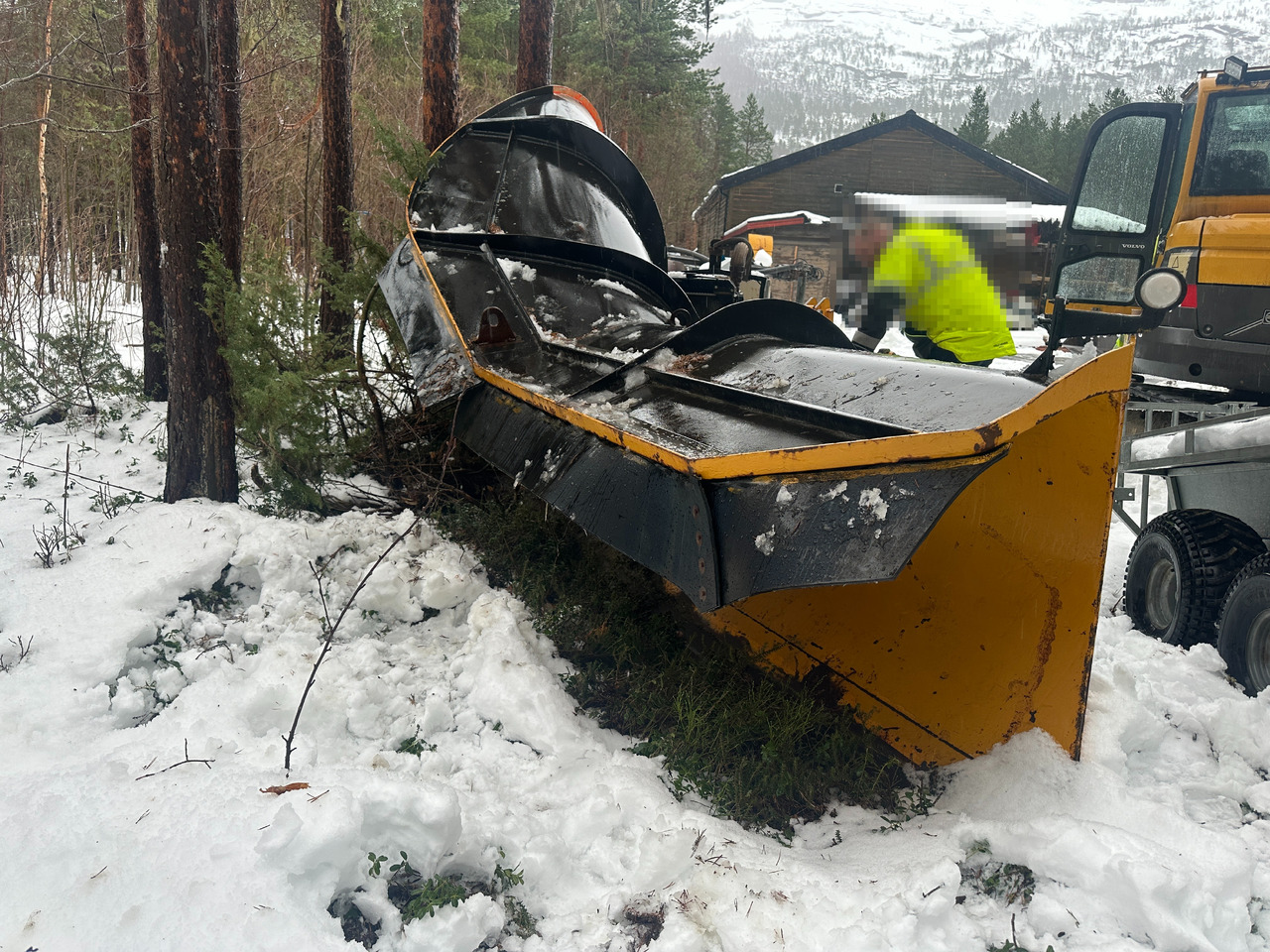 GMI 1997 GMI KDA 260 diagonalplog - Прикачен инвентар за Камион: снимка 1 GMI 1997 GMI KDA 260 diagonalplog - Прикачен инвентар за Камион: снимка 1