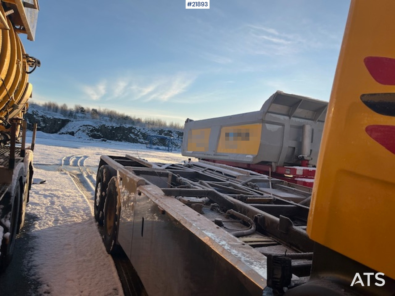 Scania P420 6x2 chassi m/ Tipp og defekt girkasse - Шаси кабина: снимка 4 Scania P420 6x2 chassi m/ Tipp og defekt girkasse - Шаси кабина: снимка 4