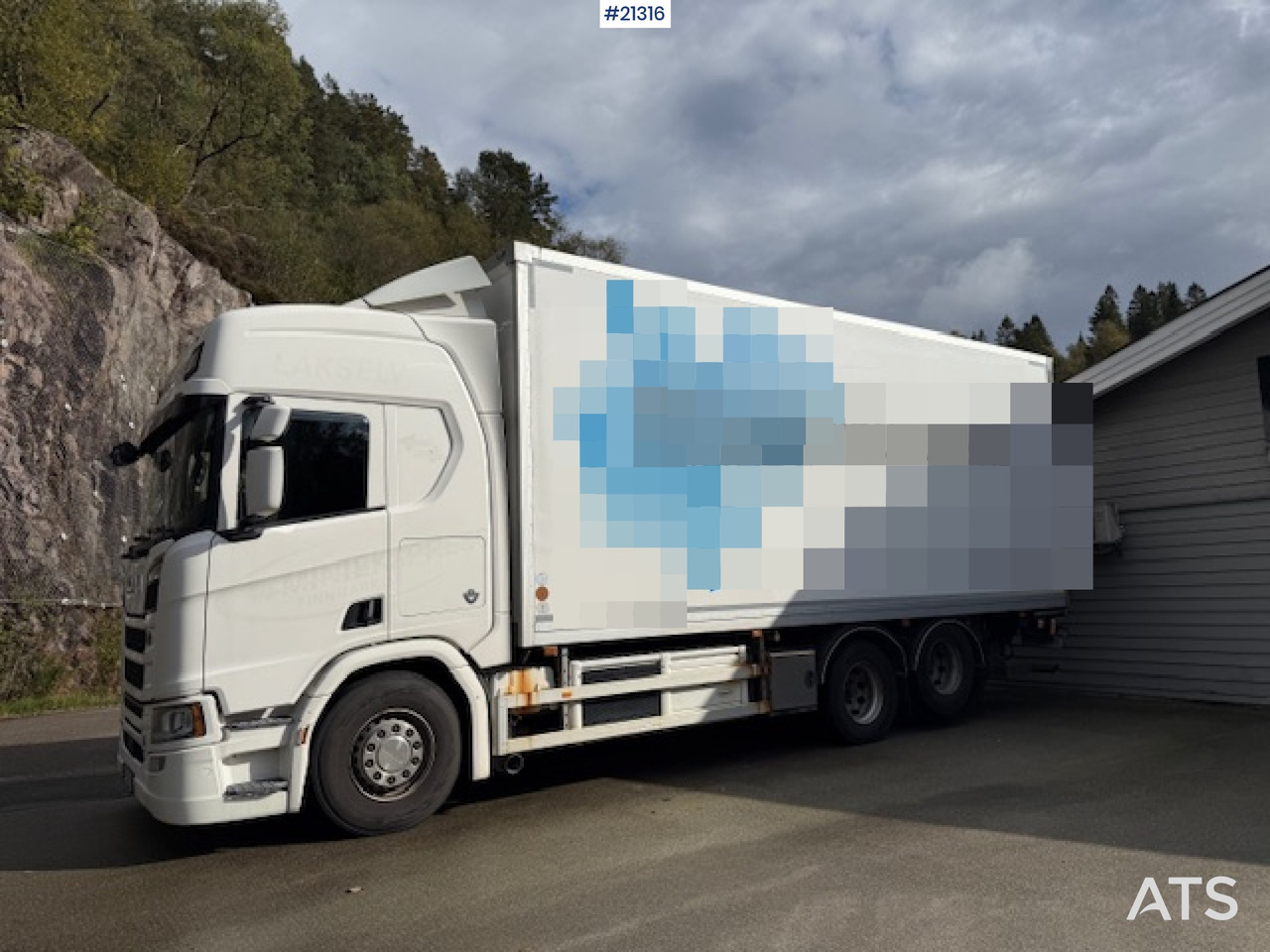 Scania R520 - Камион фургон: снимка 1 Scania R520 - Камион фургон: снимка 1