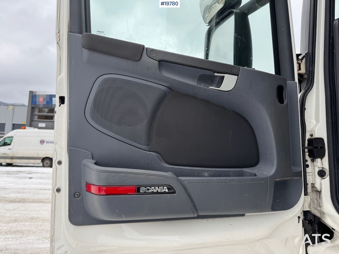 Scania R560 - Камион фургон: снимка 4 Scania R560 - Камион фургон: снимка 4