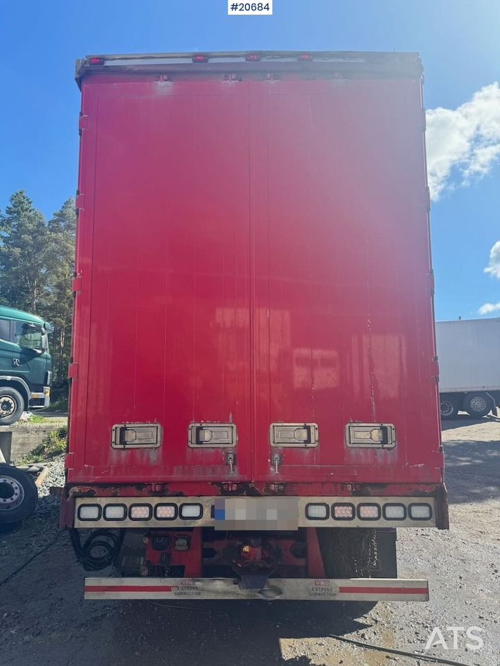 Scania R560 - Камион фургон: снимка 4 Scania R560 - Камион фургон: снимка 4