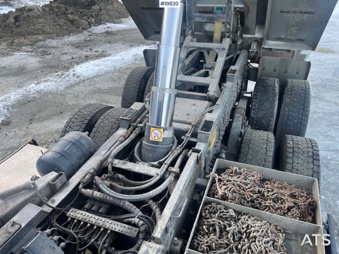 Scania R580 - Самосвал камион: снимка 2 Scania R580 - Самосвал камион: снимка 2