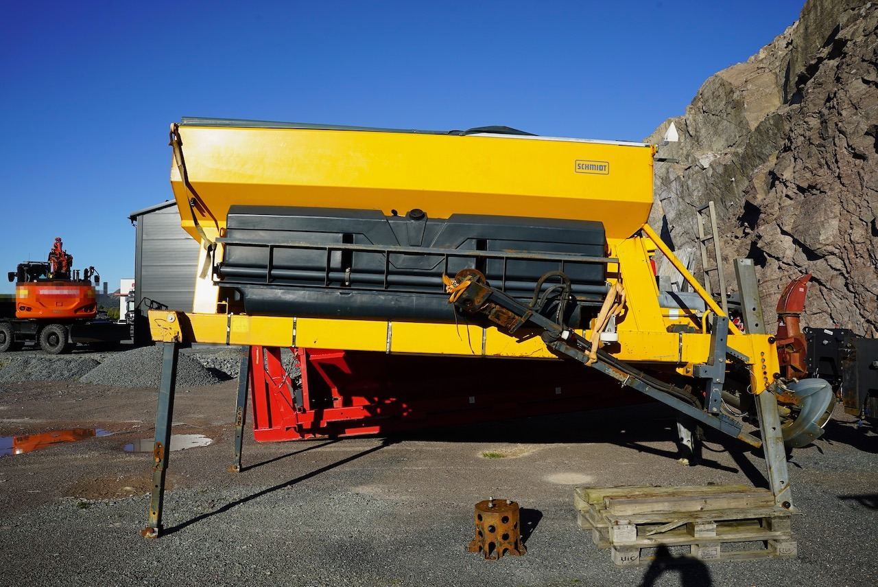 Schmidt Schmidt Stratos B70-36 sandstrøer med styringspanel - Машина за разпръскване на сол/ Пясък: снимка 2 Schmidt Schmidt Stratos B70-36 sandstrøer med styringspanel - Машина за разпръскване на сол/ Пясък: снимка 2