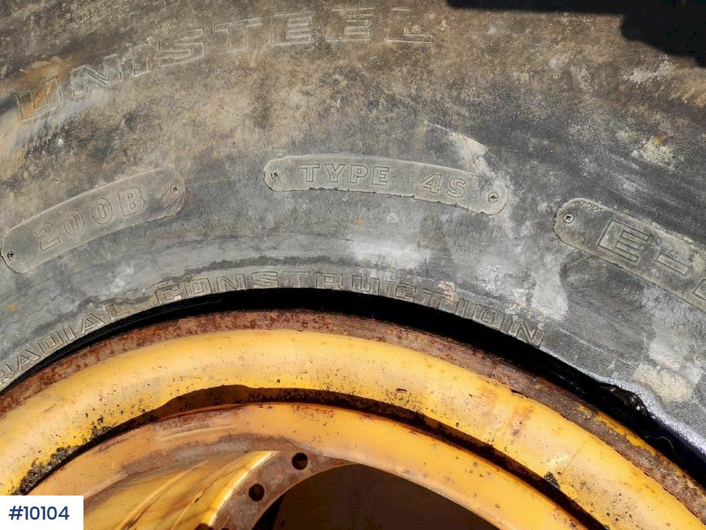Tires and rims for Volvo A40 - Комплект колела за Съчленен самосвал: снимка 5 Tires and rims for Volvo A40 - Комплект колела за Съчленен самосвал: снимка 5