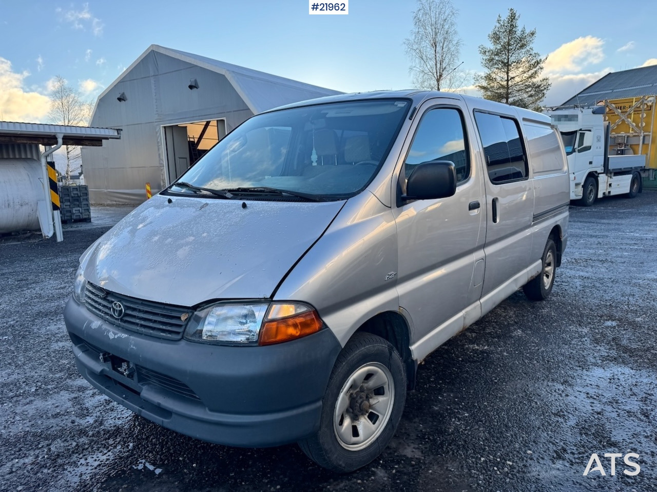 Toyota HIACE - Товарен бус: снимка 1 Toyota HIACE - Товарен бус: снимка 1