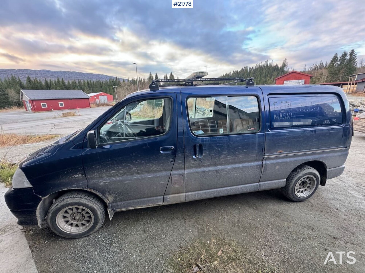 Toyota HIACE - Товарен бус: снимка 4 Toyota HIACE - Товарен бус: снимка 4