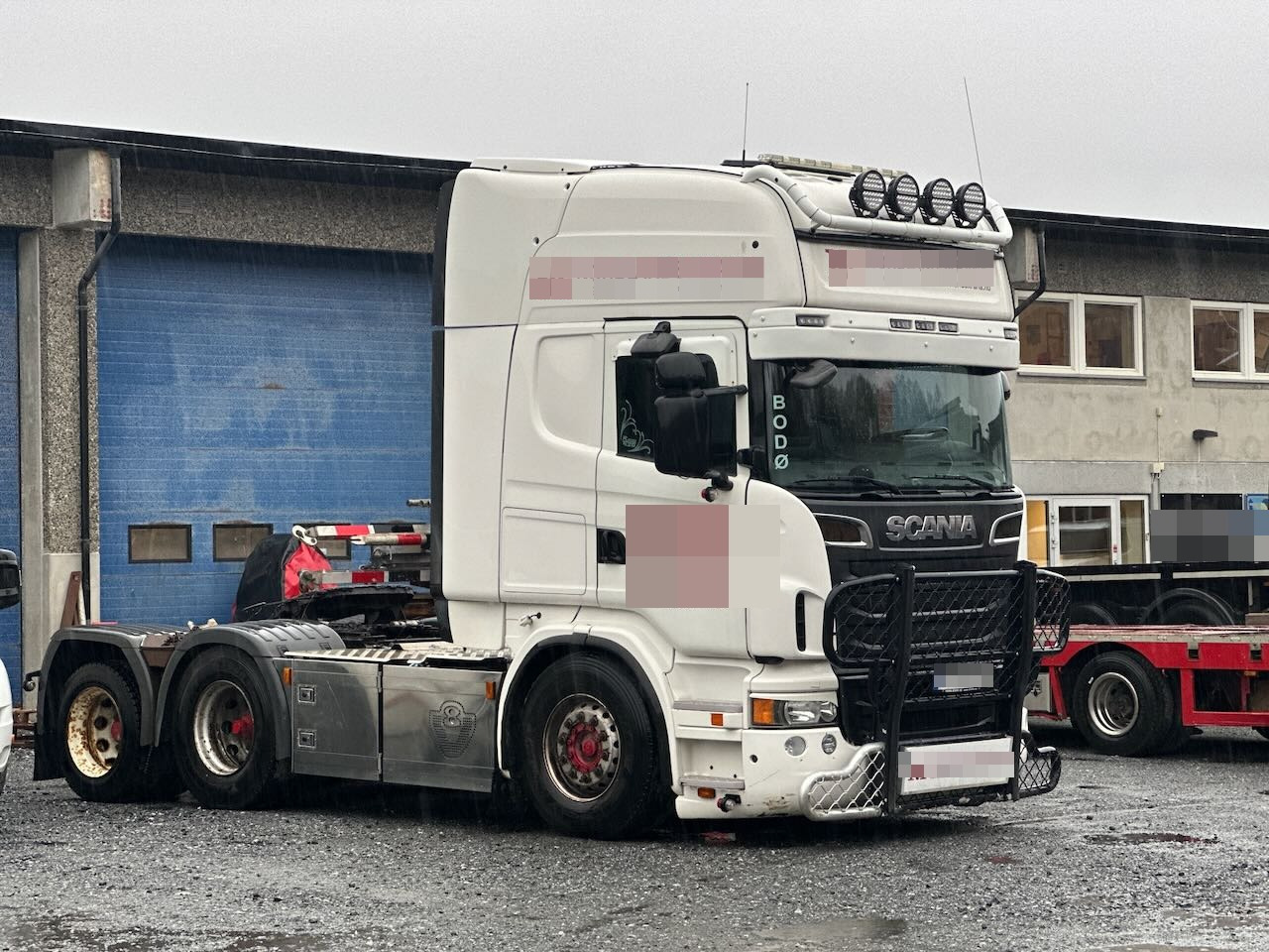 Scania R620 trekkvogn m/ NATO kontakt og lav km stand. Se video - Влекач: снимка 1 Scania R620 trekkvogn m/ NATO kontakt og lav km stand. Se video - Влекач: снимка 1