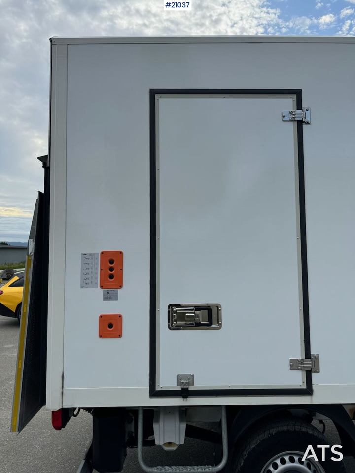 Камион фургон Volkswagen Crafter: снимка 15