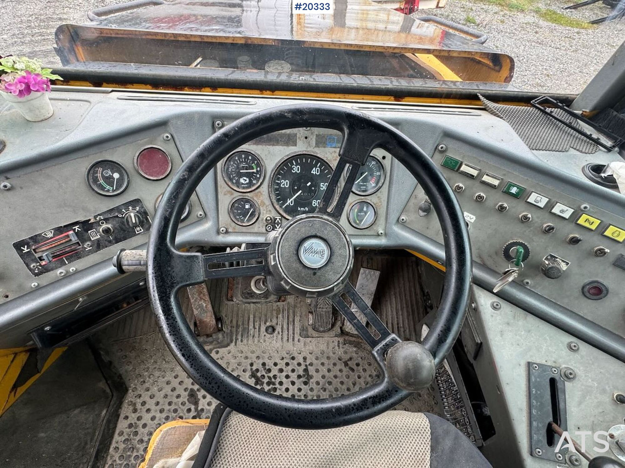 Самосвал Volvo A25C: снимка 25