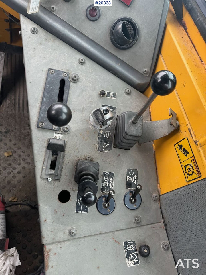 Самосвал Volvo A25C: снимка 29