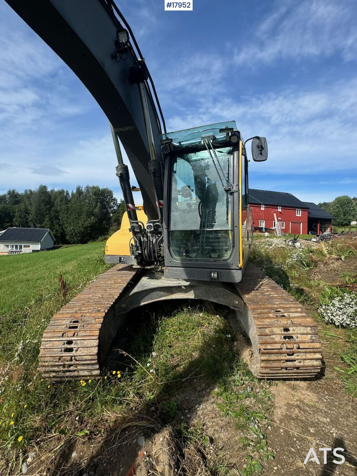 Верижен багер Volvo EC160DL: снимка 17