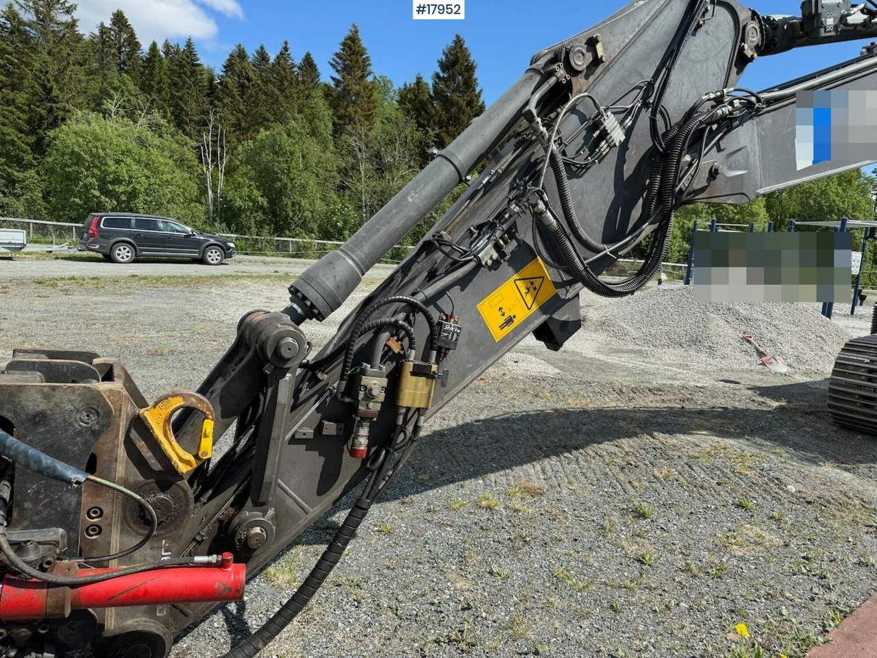 Верижен багер Volvo EC160DL: снимка 35