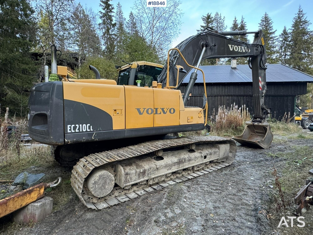 Volvo EC210CL - Верижен багер: снимка 2 Volvo EC210CL - Верижен багер: снимка 2