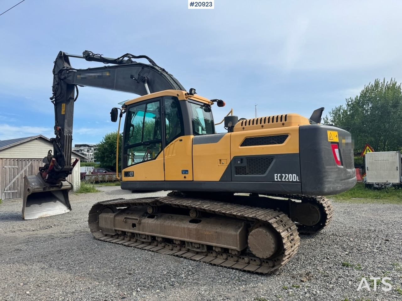 Volvo EC220DL - Верижен багер: снимка 4 Volvo EC220DL - Верижен багер: снимка 4