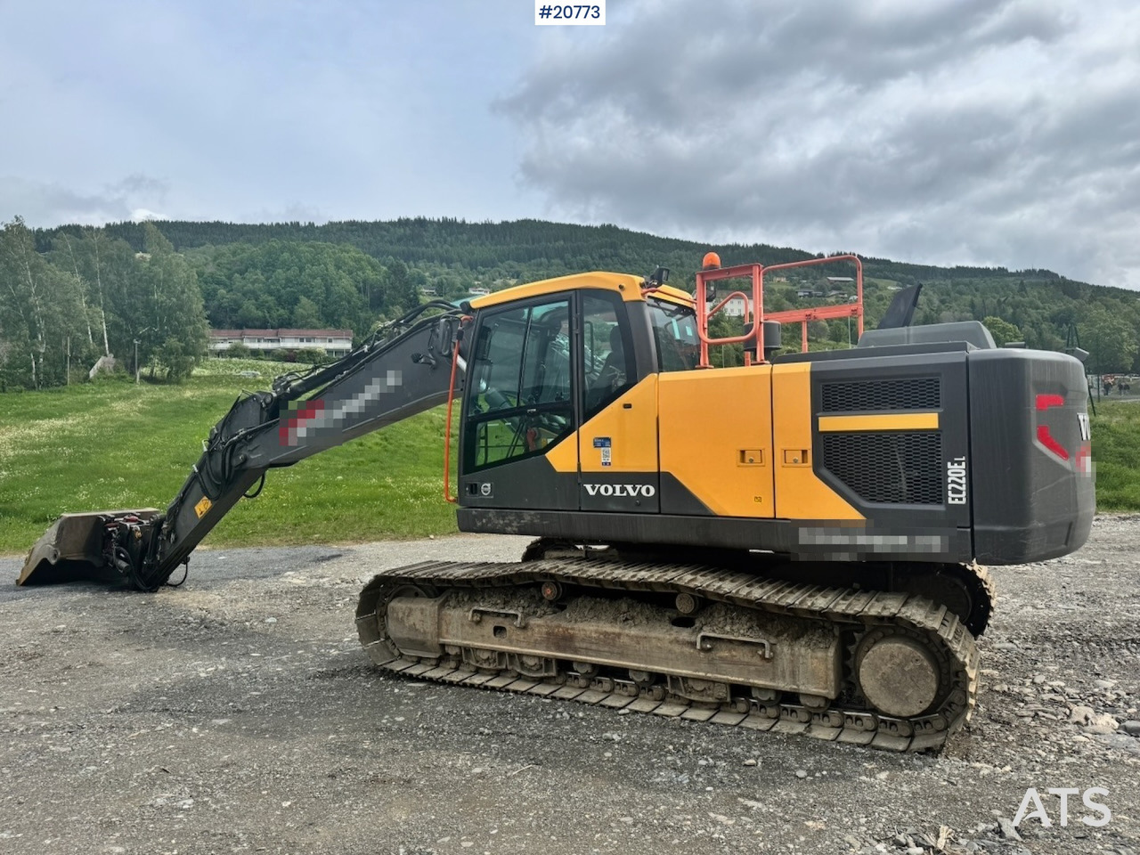 Volvo EC220EL - Верижен багер: снимка 3 Volvo EC220EL - Верижен багер: снимка 3