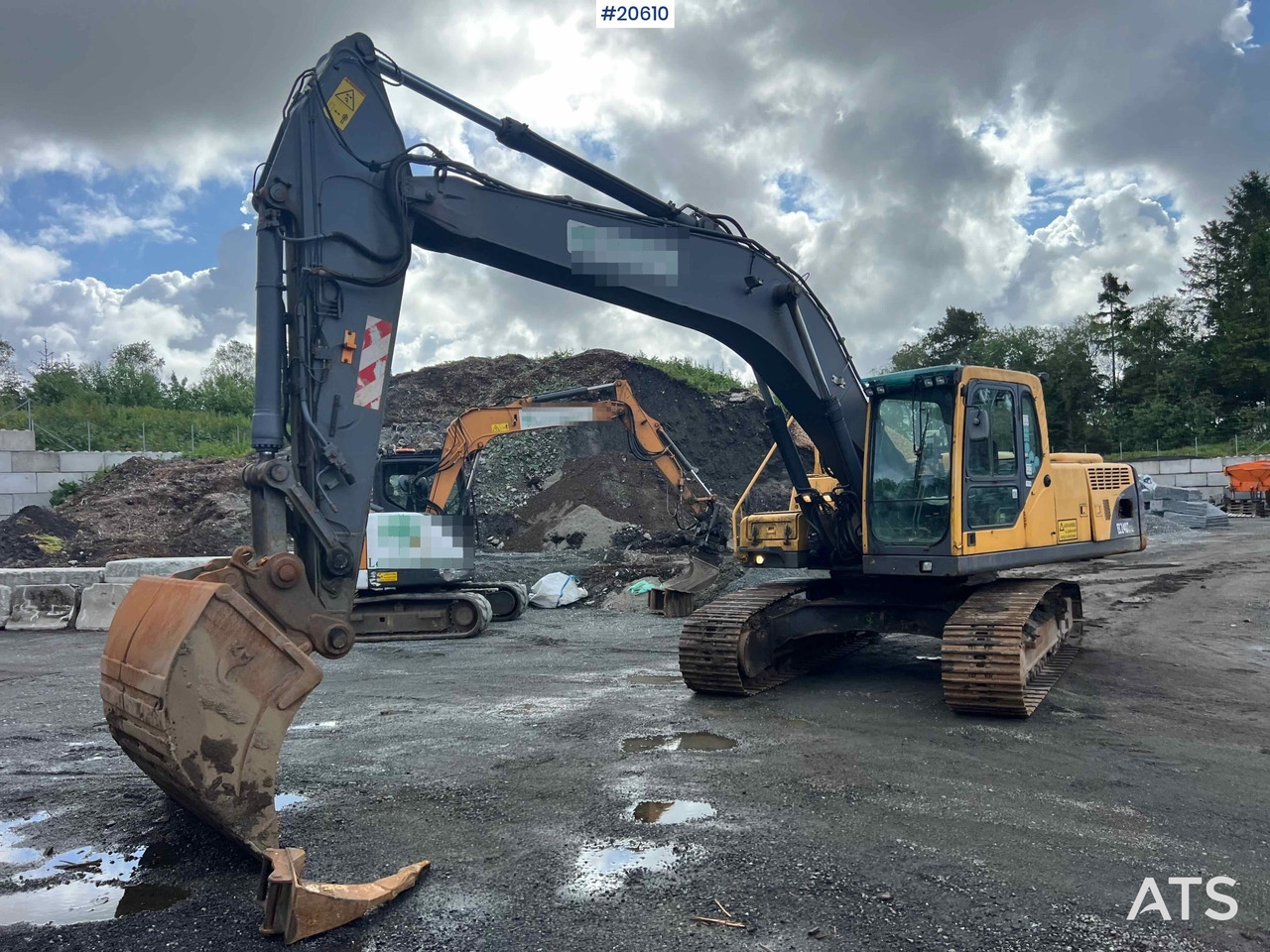 Volvo EC240B - Багер: снимка 1 Volvo EC240B - Багер: снимка 1