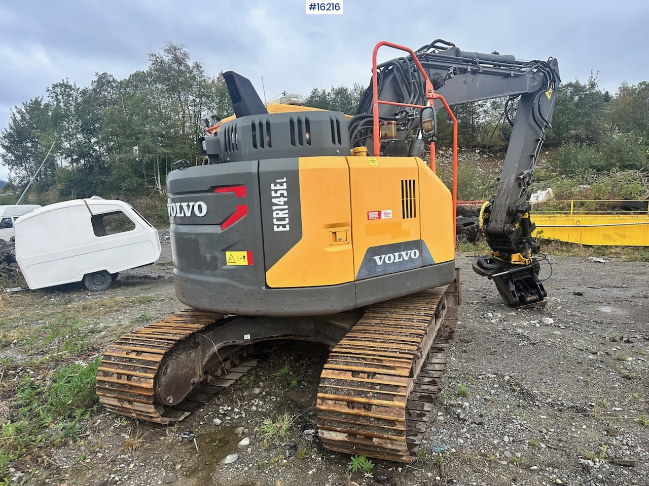 Багер Volvo ECR145: снимка 6