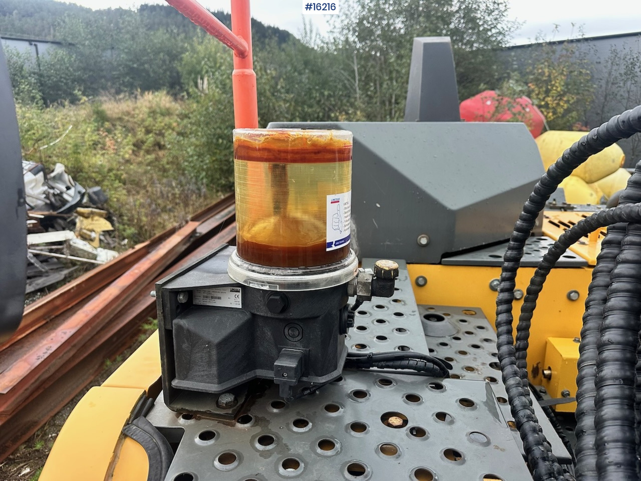 Багер Volvo ECR145: снимка 28