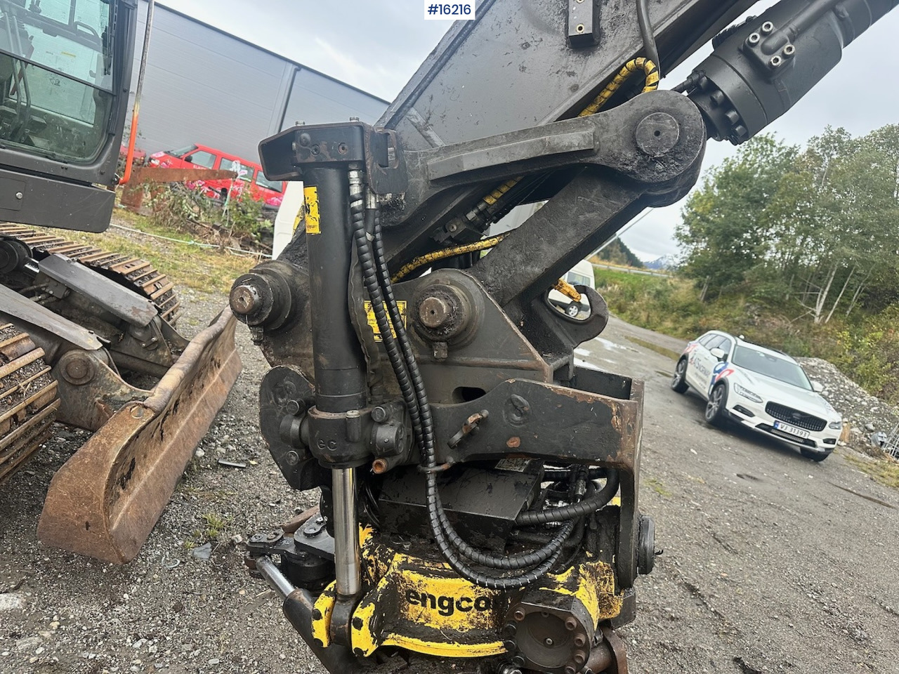 Багер Volvo ECR145: снимка 22