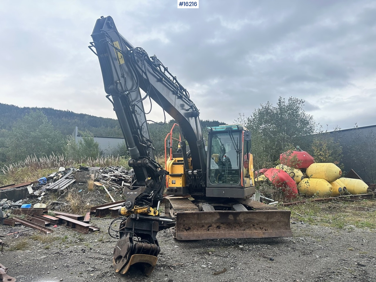 Багер Volvo ECR145: снимка 8